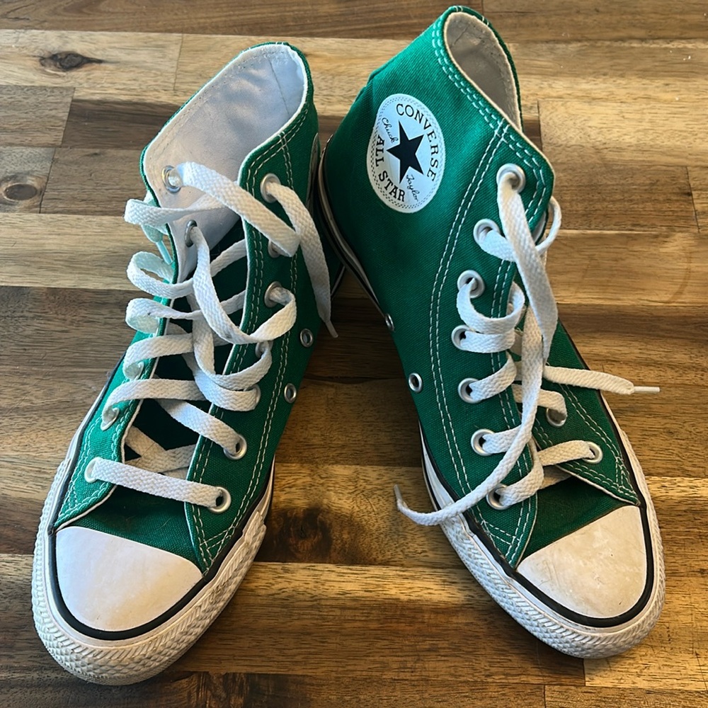 Shamrock Green hightop Converse